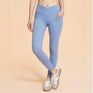 NWOT Blogilates CrissCross Leggings - Size M